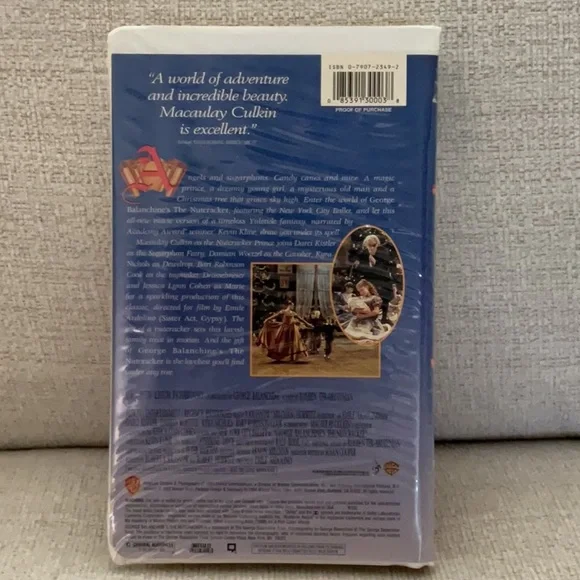 4 Christmas VHS Movies - Picture 3 of 9